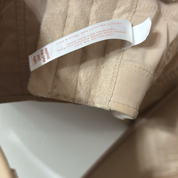 Cacique Lightly Lined Multi-Way Strapless Bra Tan Nude Beige Underwire Size 38G - Picture 4 of 5
